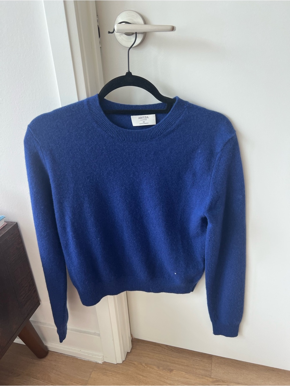 Aritzia Royal Blue Crewneck Cashmere Sweater - Women's